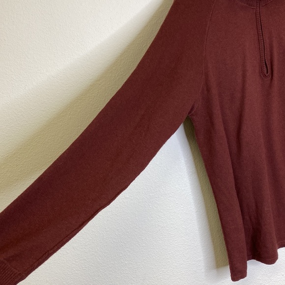 The North Face Quarter Zip Sweater Men's Size Large - Picture 4 of 13